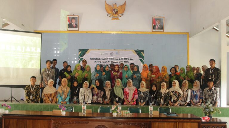 Teh Serajaka, Inovasi Herbal Mahasiswa KPM UIN Ponorogo yang Angkat Potensi Lokal Desa Pupus