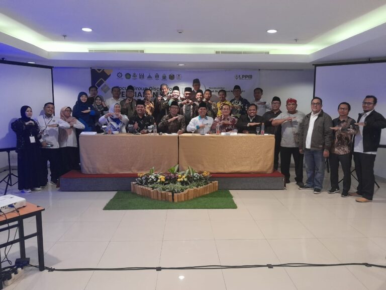 Focus Group Discussion (FGD) Persiapan KKN Kolaborasi Nusantara Persemakmuran Eks IAIN Sunan Ampel, yang digelar di Amaris Hotel Ponorogo, 6–8 Oktober 2025.